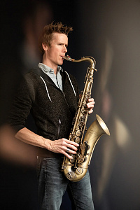 System-76 II DK Derek Brown BEATBoX Sax 14