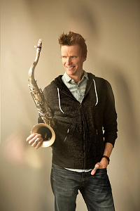 System-76 II DK Derek Brown BEATBoX Sax 16