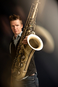 System-76 II DK Derek Brown BEATBoX Sax 15